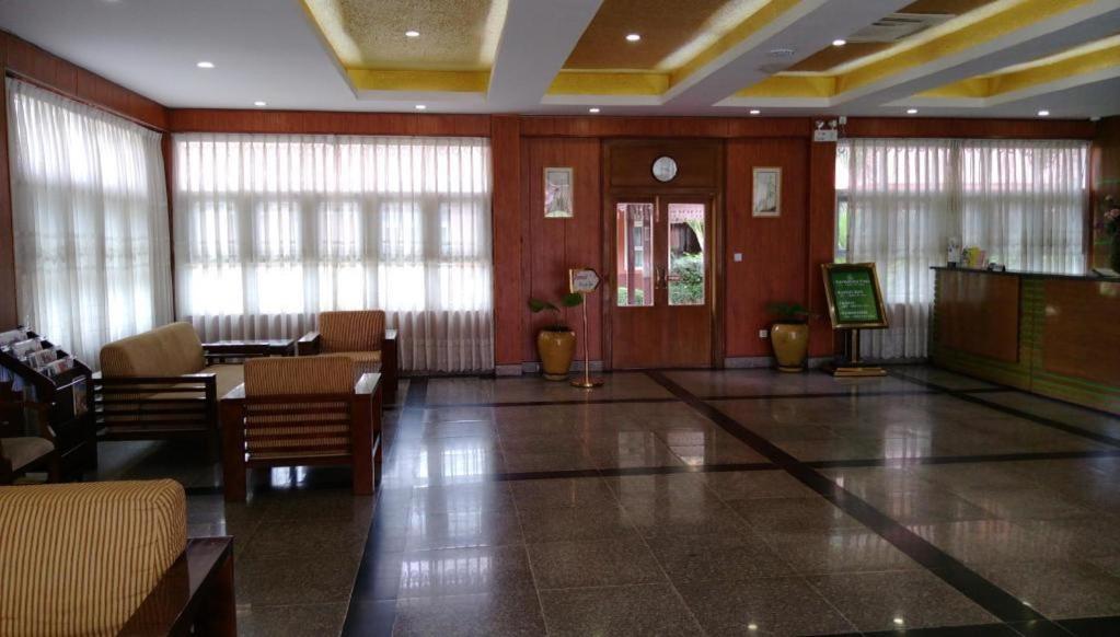 Myanmar Sport Hotel Yangon Exterior foto