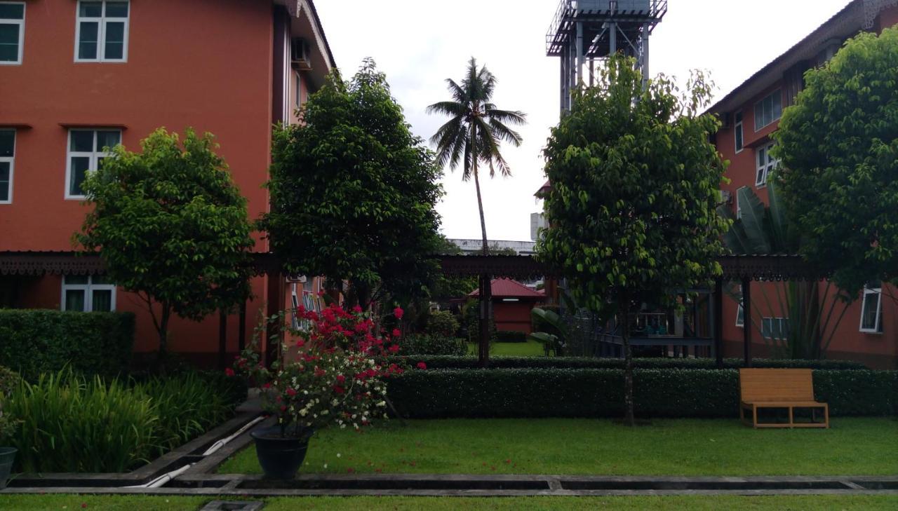 Myanmar Sport Hotel Yangon Exterior foto
